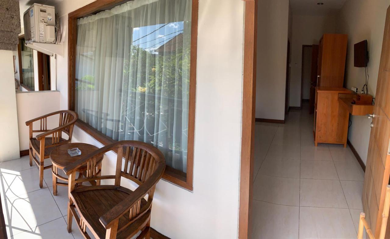 Kuta Suci Guesthouse מראה חיצוני תמונה