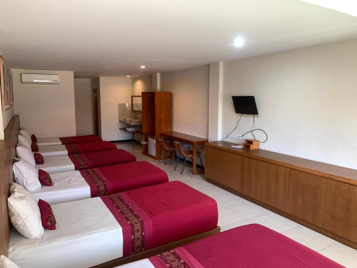 Kuta Suci Guesthouse מראה חיצוני תמונה