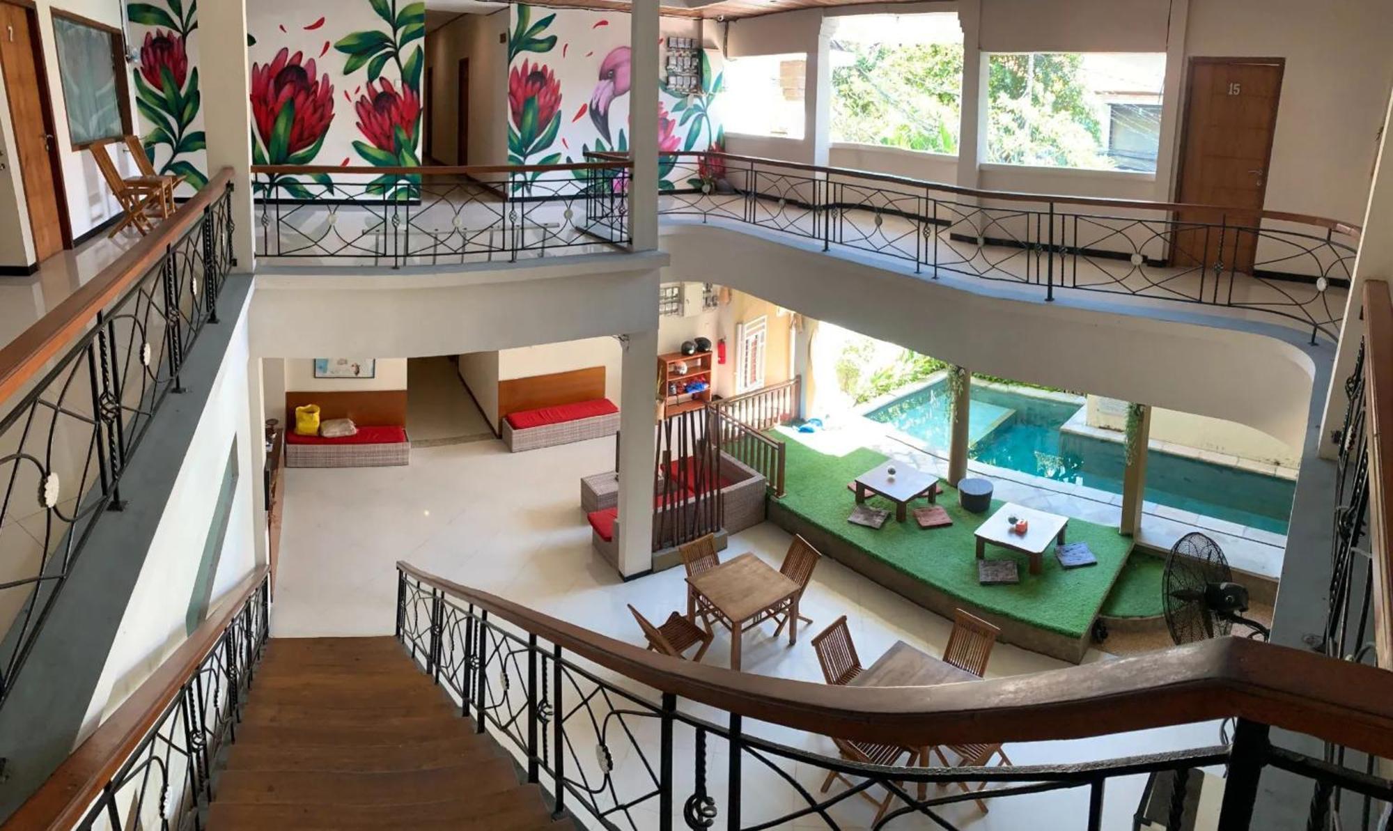 Kuta Suci Guesthouse מראה חיצוני תמונה
