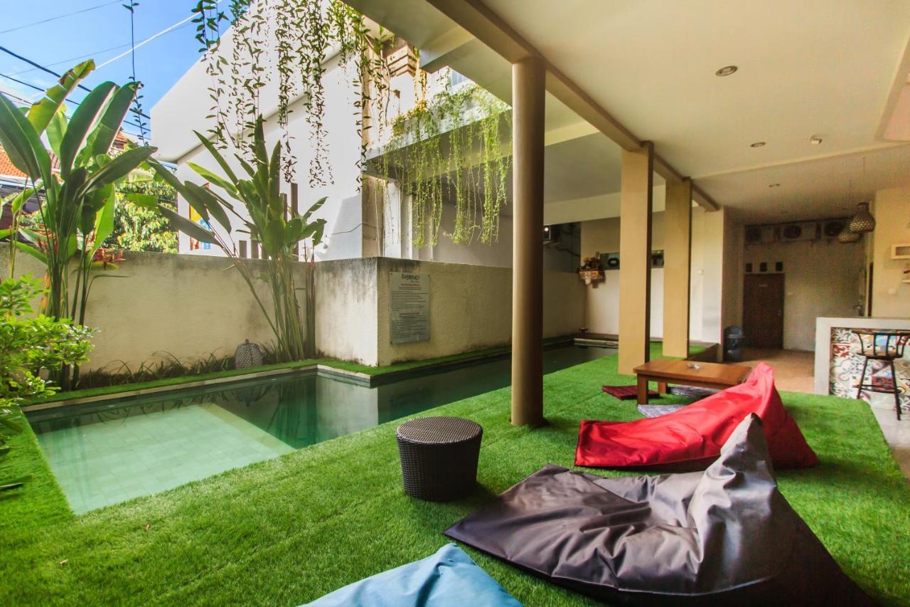 Kuta Suci Guesthouse מראה חיצוני תמונה