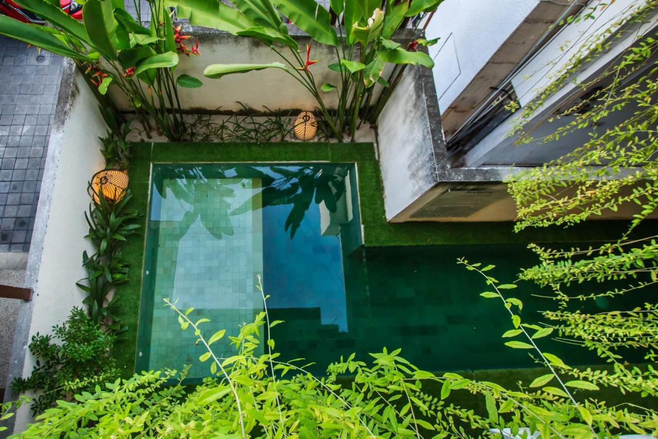 Kuta Suci Guesthouse מראה חיצוני תמונה