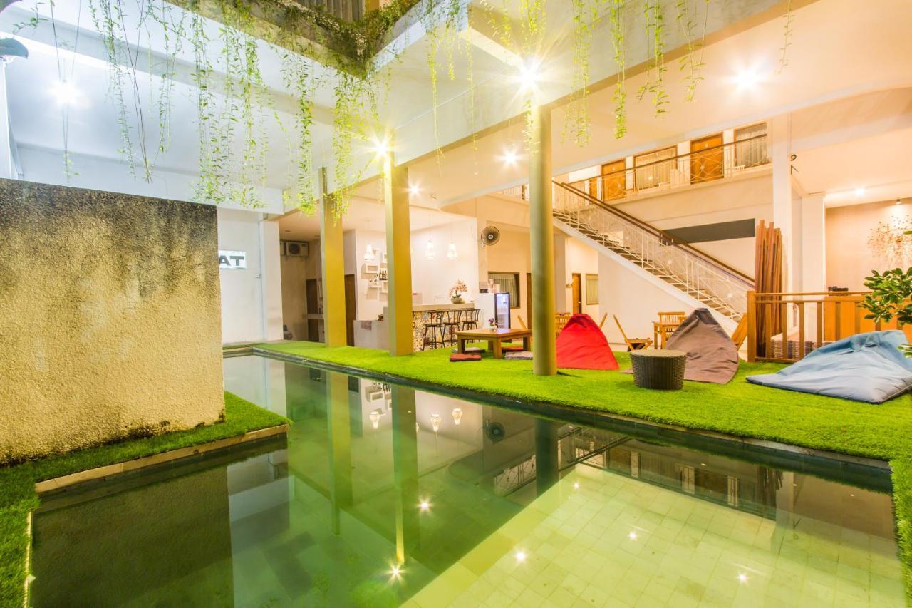 Kuta Suci Guesthouse מראה חיצוני תמונה