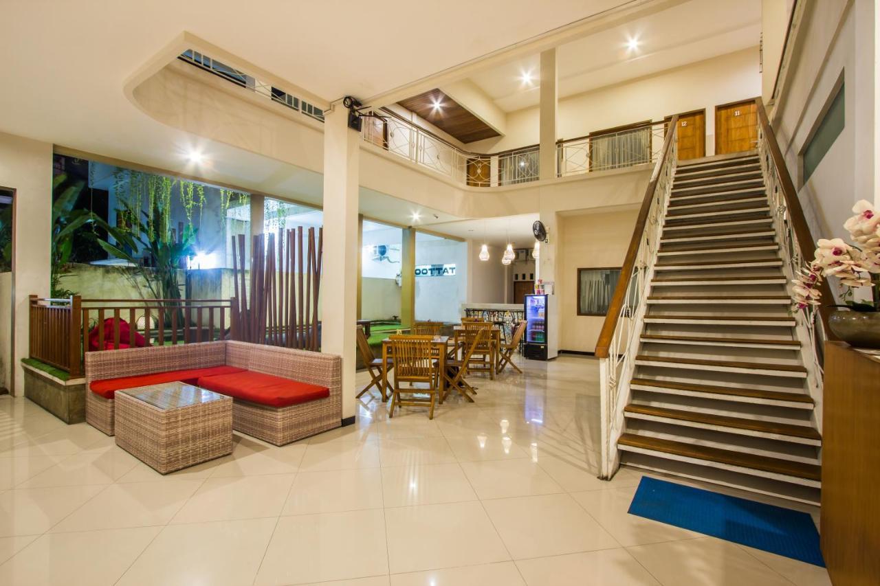 Kuta Suci Guesthouse מראה חיצוני תמונה